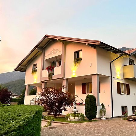 La Finestra Sul Giardino - B&B Cavedine Eksteriør bilde