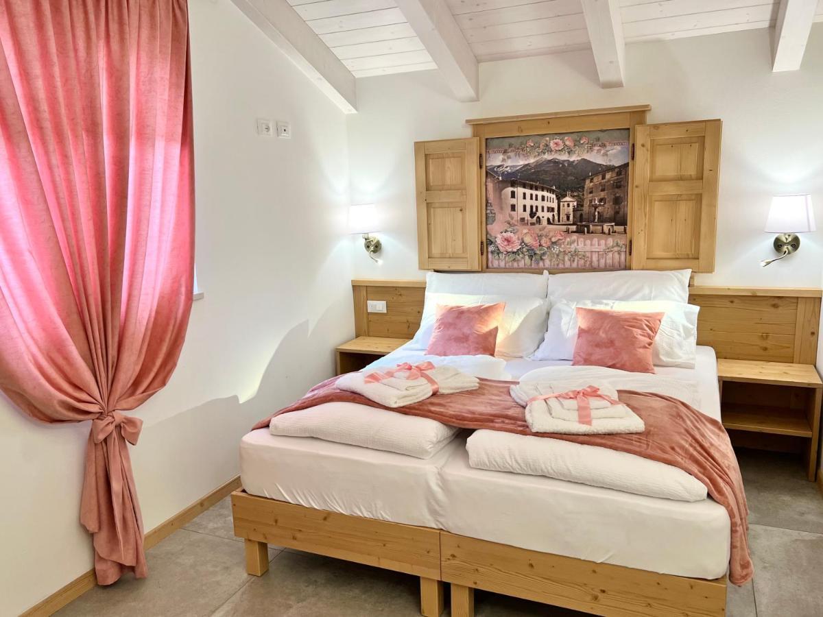 La Finestra Sul Giardino - B&B Cavedine Eksteriør bilde